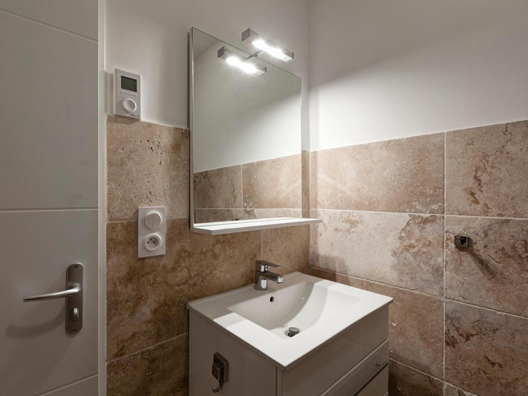 Appartement Neuf 2* Au Centre De Brides Avec Terrasse, Proche Telecabines Et Commerces - Fr-1-512-41 Dış mekan fotoğraf